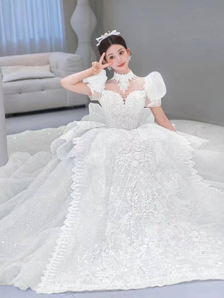 Dubai With Long Crystal Pearls Puffy Ball Gowns Robe De Mariee Wedding Dresses urious Lace Appliques Bridal Gown Custom Made
