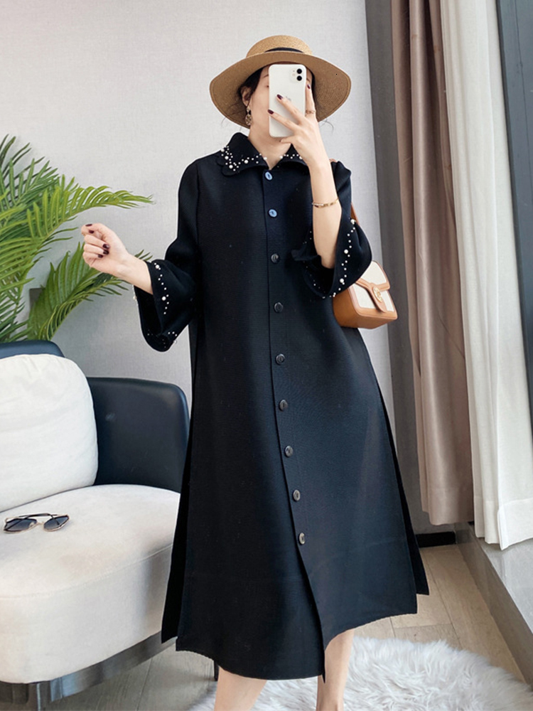 Casual Dresses LANMREM Flare Sleeves Pleated Dress Women Single Breasted Turn Down Collar Female Fashion Dress Spring Summer 2R1293 230509