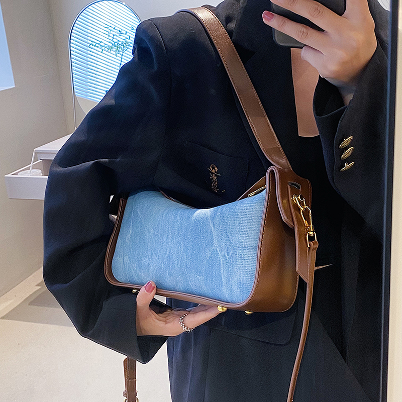 Evening Bags Fashion Women Pu Leather Handbag Large Capacity Denim Shoulder Bags For Women Casual Zipper Clutch Phone Sac Crossbody Bags 230508, Brown
Evening Bags Fashion Women Pu Leather Handbag Large Capacity Denim Shoulder Bags For Women Casual Zipper Clutch Phone Sac Crossbody Bags 230508, Brown