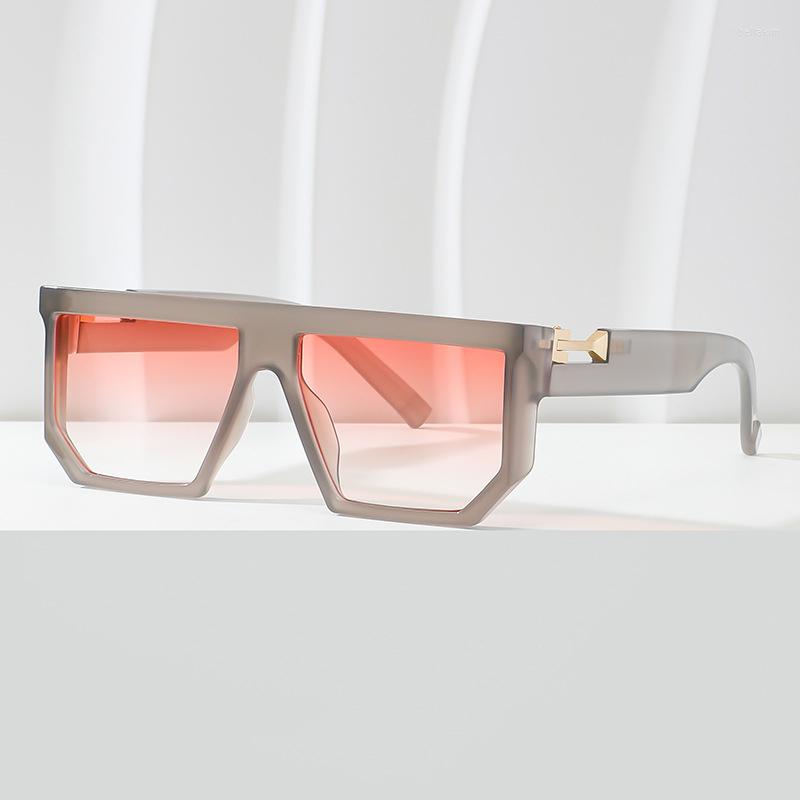 Sunglasses 2023 European And American Fashion Square Trend Men's Women's Personalized
Sunglasses 2023 European And American Fashion Square Trend Men's Women's Personalized