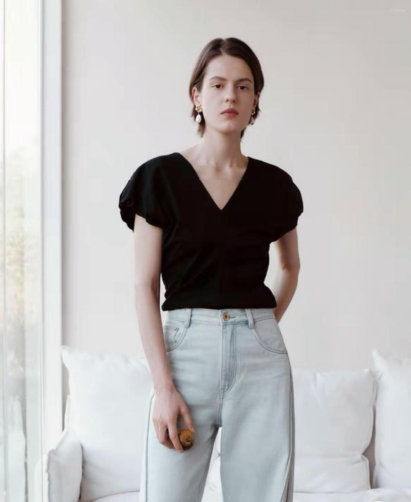 Women' Blouses Women' Clothing For Spring And Summer 2023 Flower Bud Type Wavy Bubble Sleeve Temperament V-neck Cinched Blouse 0422, Black
Women' Blouses Women' Clothing For Spring And Summer 2023 Flower Bud Type Wavy Bubble Sleeve Temperament V-neck Cinched Blouse 0422, Black