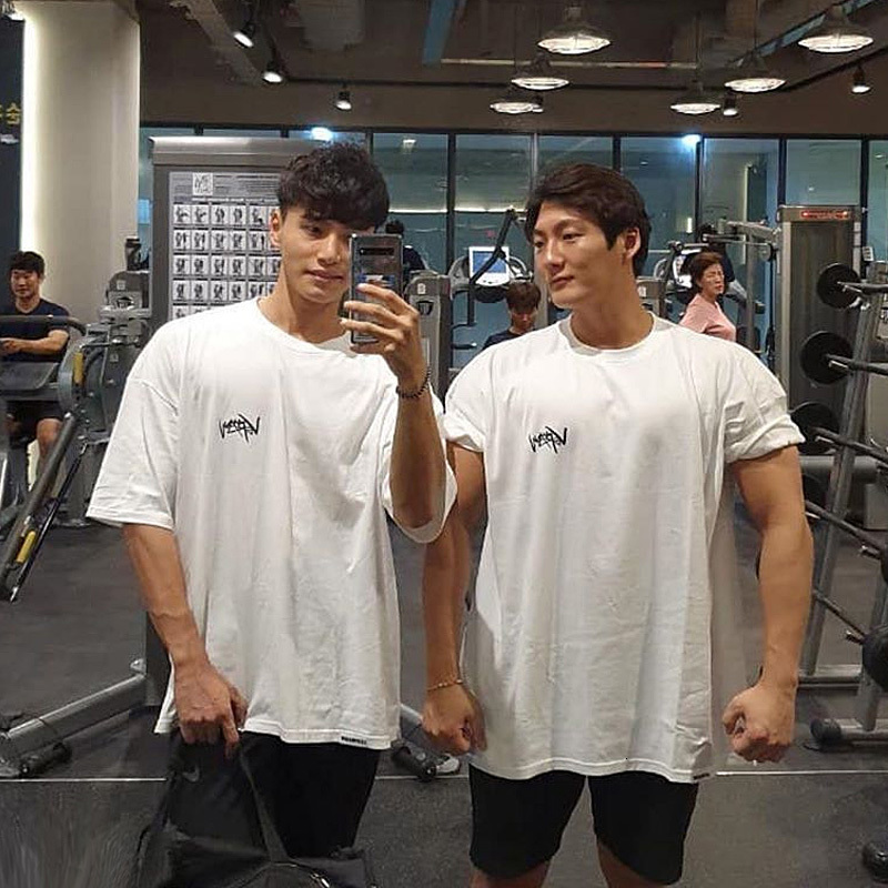 Men's T-Shirts Men's T Shirt Gym Bodybuilding Clothing Short Sleeve Men Fashion Casual For Male Tops Fitness Oversized Sweatshirt 230509