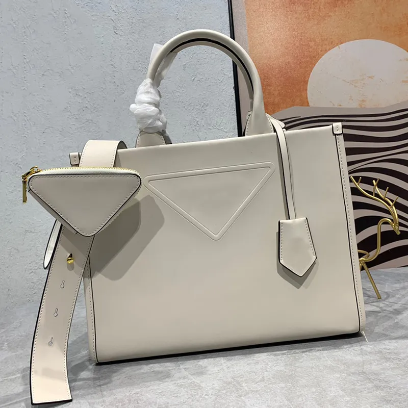 Gallerias Saffianos Leather Medium Bag Top Handle Totes Designer Pouch 33cm Shoulder Cross-Body Bags Vintage Handbag Purse with Tag, Color 1
Gallerias Saffianos Leather Medium Bag Top Handle Totes Designer Pouch 33cm Shoulder Cross-Body Bags Vintage Handbag Purse with Tag, Color 1