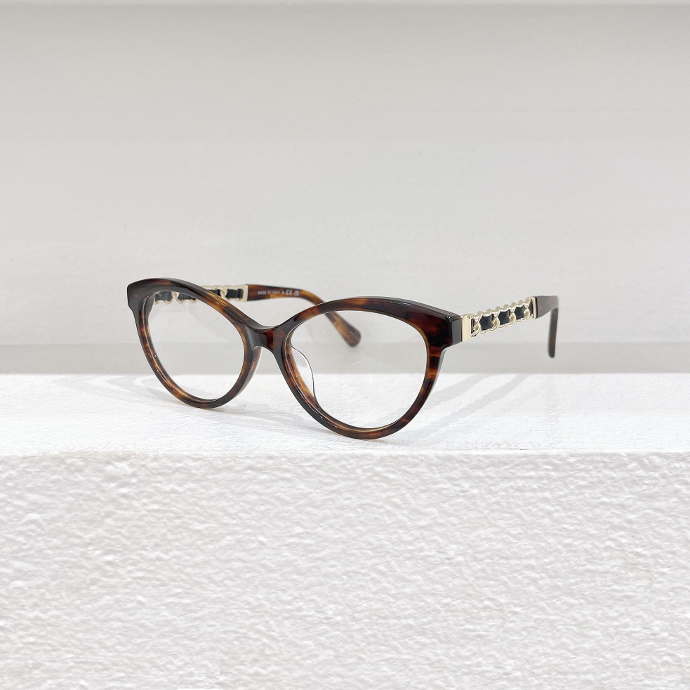 Interlocking Chain Havana Frames Glasses Eyeglasses Clear Lens Tortoise shell frame Women Fashion Sunglasses Frame with Box
Interlocking Chain Havana Frames Glasses Eyeglasses Clear Lens Tortoise shell frame Women Fashion Sunglasses Frame with Box