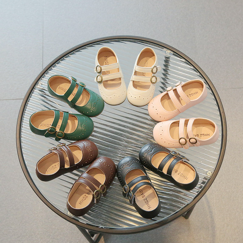 Girls Flat Shoes Fashion Spring Autumn Toddler Shoes Kids Children Princess Pu Leather Splicing Soft Rubber Dance Shoe Baby Shoes Size 21-30, Black
Girls Flat Shoes Fashion Spring Autumn Toddler Shoes Kids Children Princess Pu Leather Splicing Soft Rubber Dance Shoe Baby Shoes Size 21-30, Black