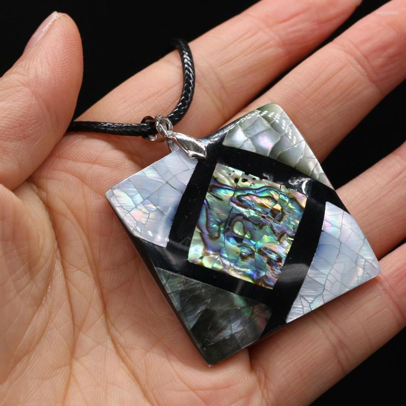 Chains Natural Shell Necklace The Mother Of Pearl Square Pendant Charms For Elegant Women Love Romantic Gift
Chains Natural Shell Necklace The Mother Of Pearl Square Pendant Charms For Elegant Women Love Romantic Gift
