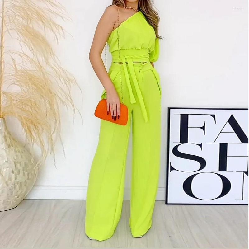 Women' Two Piece Pants Women Set Summer Fashion Solid Suit Diagonal Pull Collar Single Side Top Bloomers Two-piece High Streetwear
Women' Two Piece Pants Women Set Summer Fashion Solid Suit Diagonal Pull Collar Single Side Top Bloomers Two-piece High Streetwear