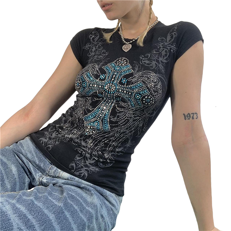 Women's Tanks Camis Xingqing T Shirt y2k Aesthetic Fairy Grunge Cross Wings Pattern Short Sleeve Tops Casual Graphic Tee 2000s Streetwear 230509