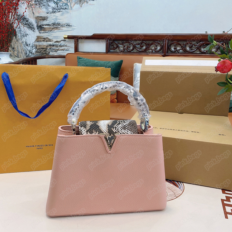 CAPUCINES Tote Bag Handbag Women Shoulder Bags Python Pattern Genuine Leather Removable Strap With L Letter Ladies Wallet Purse 2305091BF, L#4
CAPUCINES Tote Bag Handbag Women Shoulder Bags Python Pattern Genuine Leather Removable Strap With L Letter Ladies Wallet Purse 2305091BF, L#4