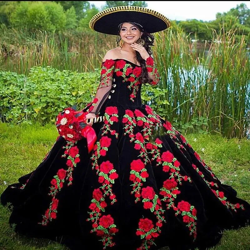 Charro Rose Flowers Quinceanera Dresses Off Shoulders Long Sleeves Velvet Prom Sweet 16 Dress Embroidery Black And Red Ball Gown Vestidos De 15 Anos