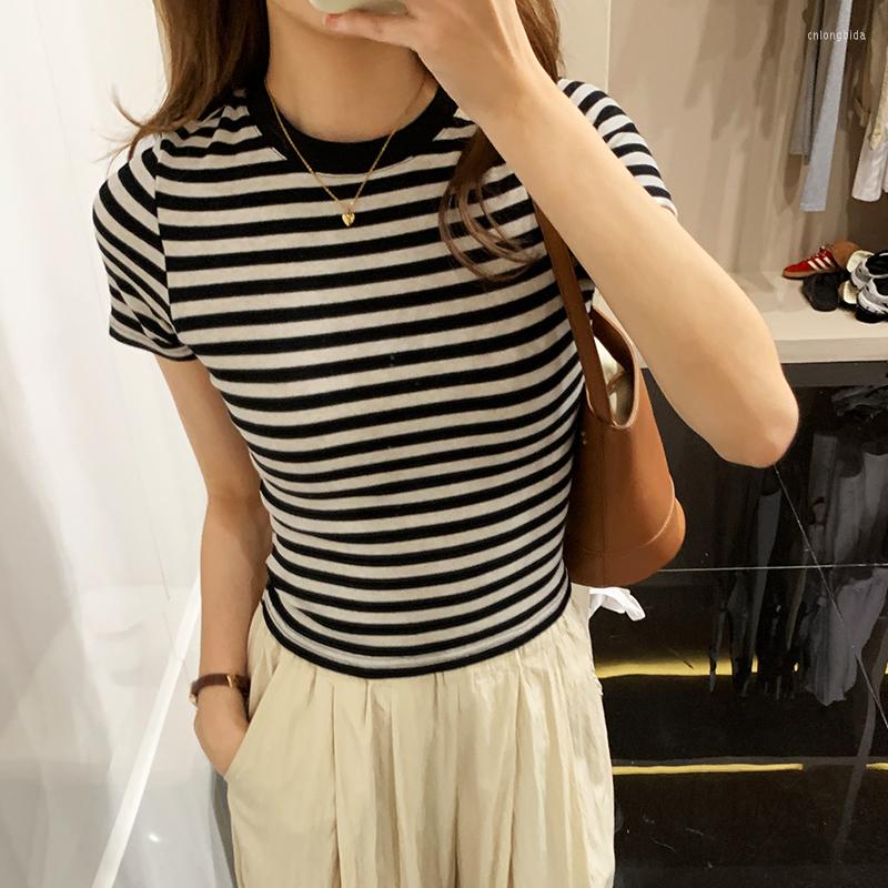 Women' T Shirts Black Striped Shirt Women 2023 Summer Slim Crop Top Mujer Short Sleeve Tees Cotton Vintage Clothes Tee Femme
Women' T Shirts Black Striped Shirt Women 2023 Summer Slim Crop Top Mujer Short Sleeve Tees Cotton Vintage Clothes Tee Femme