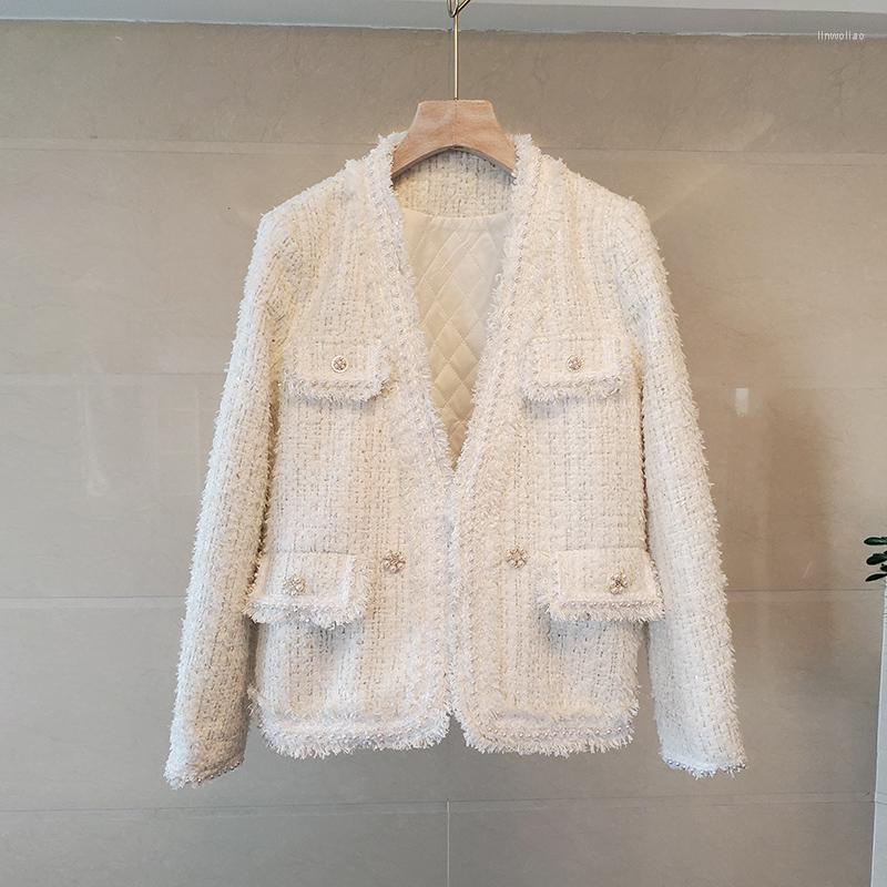 Women' Jackets 2023 Winter Luxury Small Fragrance V-neck Outerwear Fashion Female Tassel Tweed High Quality Women' Beading, Blue
Women' Jackets 2023 Winter Luxury Small Fragrance V-neck Outerwear Fashion Female Tassel Tweed High Quality Women' Beading, Blue