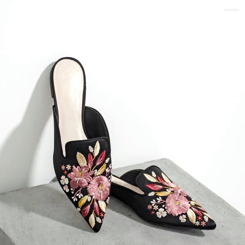 Slippers 2023 Embroider Floral Shoes Ladies Pointed Toe Silk Mules Woman Low Heels Slides Flat Sandals Femmes Outside Pantuflas, Blue
Slippers 2023 Embroider Floral Shoes Ladies Pointed Toe Silk Mules Woman Low Heels Slides Flat Sandals Femmes Outside Pantuflas, Blue