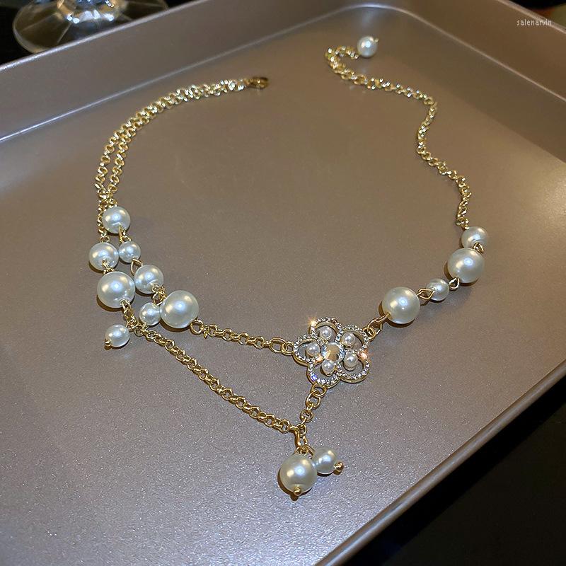 Chains Rhinestone Flower Necklace Fashion Pearl Pendant Vintage Jewelry Gift Women's Clavicle Chain Choker Accessories For Friends
Chains Rhinestone Flower Necklace Fashion Pearl Pendant Vintage Jewelry Gift Women's Clavicle Chain Choker Accessories For Friends