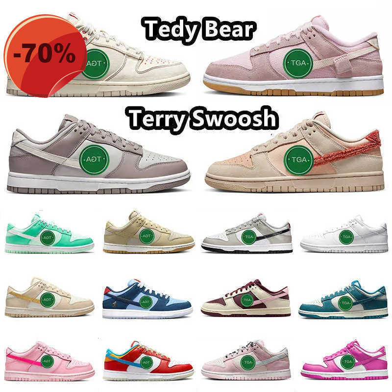Sandals With Box Designer Shoes top for men women Teddy Bear Casual sb low sneaker Panda sneakers designer Syracuse Grey Fog University Red womens spor, Item#3
Sandals With Box Designer Shoes top for men women Teddy Bear Casual sb low sneaker Panda sneakers designer Syracuse Grey Fog University Red womens spor, Item#3