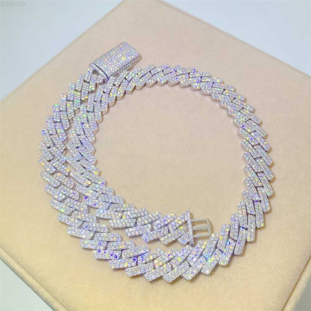 Hip Hop Jewelry 15mm 2 Rows 20 Inches Iced Out Diamond Miami Men 925 Sterling Silver Cuban Link Necklace
Hip Hop Jewelry 15mm 2 Rows 20 Inches Iced Out Diamond Miami Men 925 Sterling Silver Cuban Link Necklace