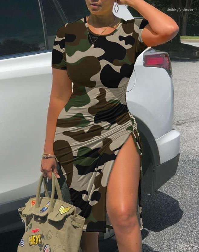 Casual Dresses Women' Summer Dress 2023 Camouflage Print Round Neck Drawstring High Slit Skinny Fashion Midi Tee Female
Casual Dresses Women' Summer Dress 2023 Camouflage Print Round Neck Drawstring High Slit Skinny Fashion Midi Tee Female