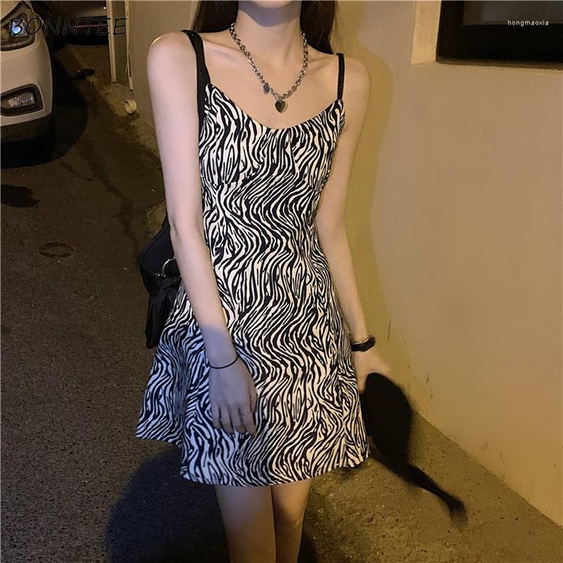 Casual Dresses Women Mini Zebra Printing Summer Sexy Party Slim Est Fashionable Vintage Spaghetti Strap Clubwear A-Line Mujer, As shown
Casual Dresses Women Mini Zebra Printing Summer Sexy Party Slim Est Fashionable Vintage Spaghetti Strap Clubwear A-Line Mujer, As shown