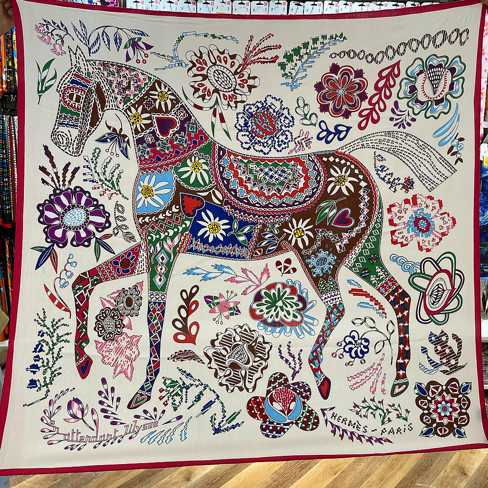 Sarongs Silk Cashmere Scarf Women Hand Rolled Shawls Floral Horse Print Square Scarves Wraps Lady Bandana Big Hijabs Female Foulards 230508
Sarongs Silk Cashmere Scarf Women Hand Rolled Shawls Floral Horse Print Square Scarves Wraps Lady Bandana Big Hijabs Female Foulards 230508