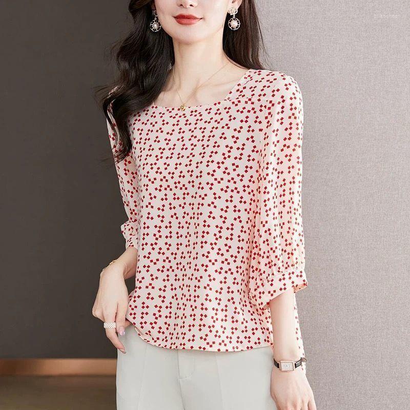 Women' Blouses Summer European And American Loose Square Printed Chiffon Shirt With Round Neck Three-quarter Sleeve Commuter Korean, Red
Women' Blouses Summer European And American Loose Square Printed Chiffon Shirt With Round Neck Three-quarter Sleeve Commuter Korean, Red