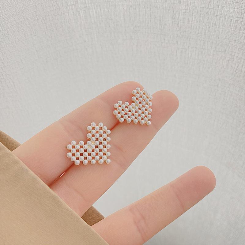 Stud Earrings Pearl Honeycomb Love Heart Zircon Lucky Mother's Day Woman Girl Wedding Blessing Ear Studs Jewelry
Stud Earrings Pearl Honeycomb Love Heart Zircon Lucky Mother's Day Woman Girl Wedding Blessing Ear Studs Jewelry