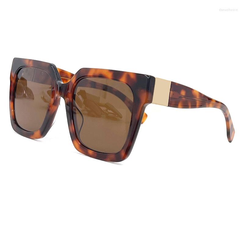 Sunglasses Fashion Women Square Luxury Designer Female Sun Glasses Vintage Eyewear Shades UV400 High Quality
Sunglasses Fashion Women Square Luxury Designer Female Sun Glasses Vintage Eyewear Shades UV400 High Quality
