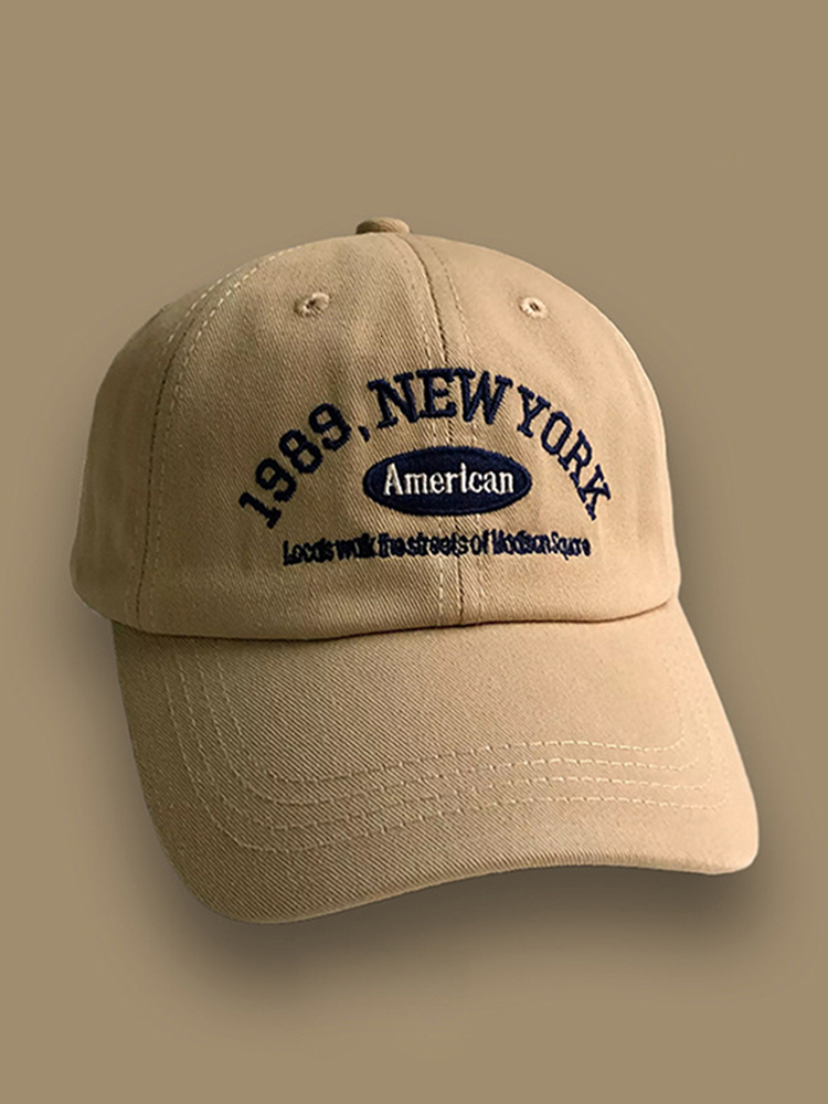 Ball Caps 1989 American Retro Mens And Womens Baseball Street Lettered Embroidery Flat Solid Black White Hip Hop Cap 230508, A11
Ball Caps 1989 American Retro Mens And Womens Baseball Street Lettered Embroidery Flat Solid Black White Hip Hop Cap 230508, A11