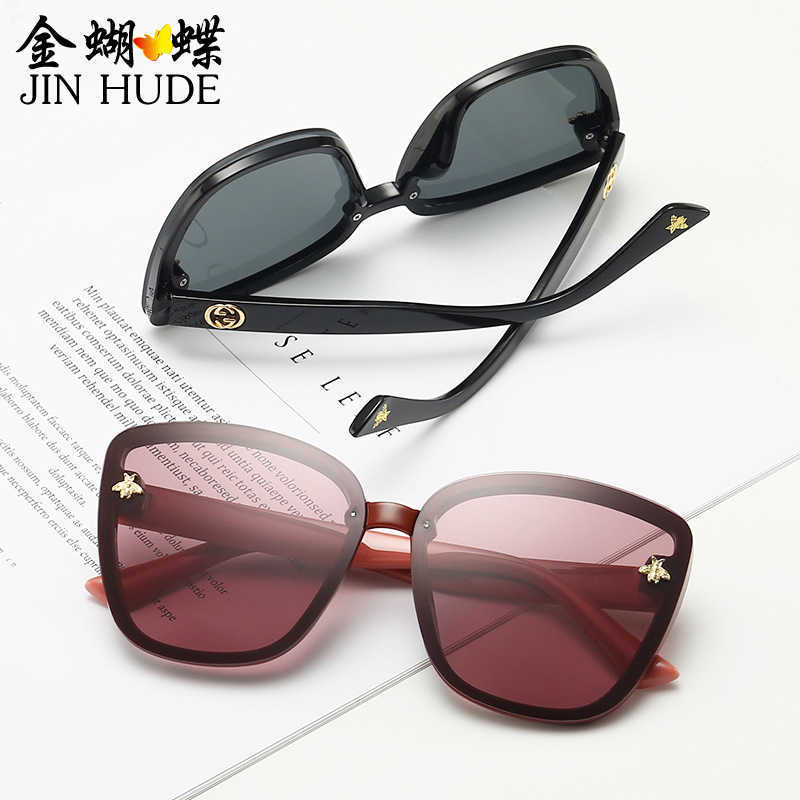 New polarized for women high-end large frame fashionable cat's eye sunglasses outdoor driving UV resistant glasses
New polarized for women high-end large frame fashionable cat's eye sunglasses outdoor driving UV resistant glasses