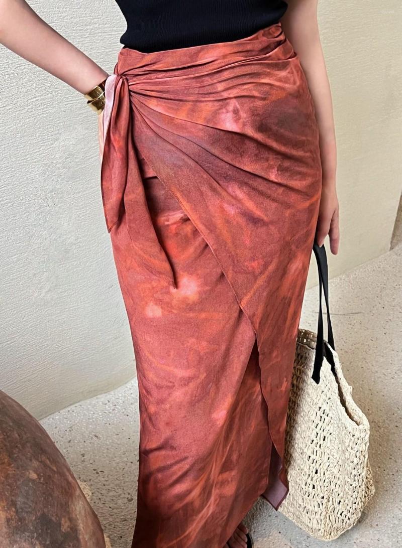 Skirts Women' Clothing For Spring And Summer 2023 Printed Silk Irregular Ruffled Skirt 0430, Red
Skirts Women' Clothing For Spring And Summer 2023 Printed Silk Irregular Ruffled Skirt 0430, Red