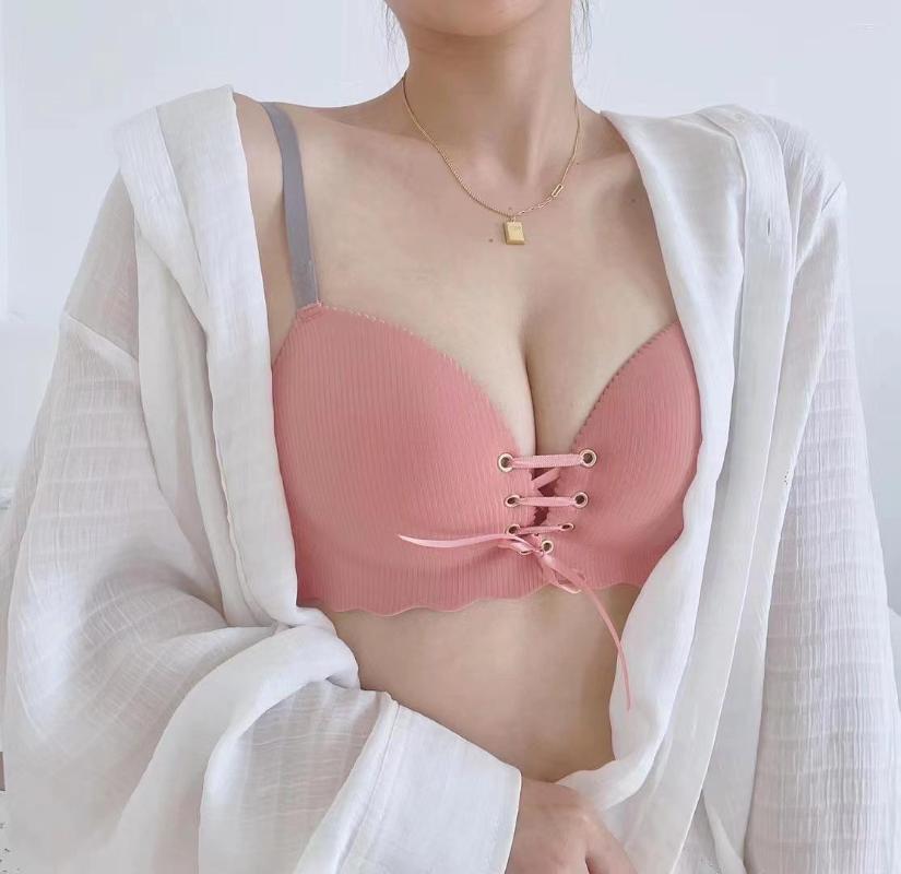 Bras Pull B One-piece Straps Gathered Seamless Underwear Women's Lingerie Small Chest Comfortable Non-slip No Steel Ring Bra, Green single
Bras Pull B One-piece Straps Gathered Seamless Underwear Women's Lingerie Small Chest Comfortable Non-slip No Steel Ring Bra, Green single