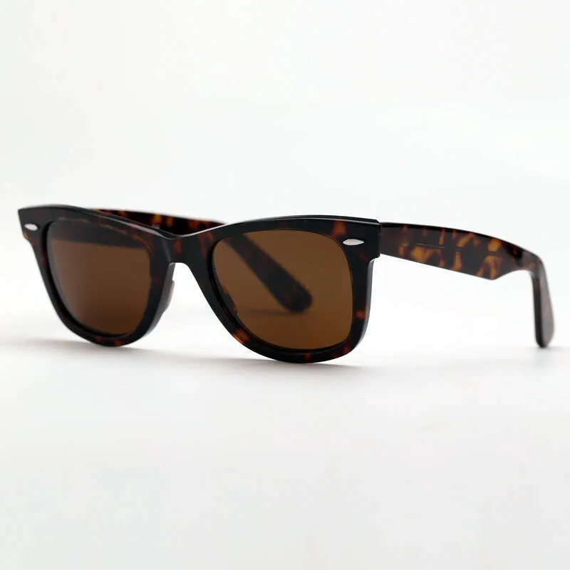 Classic brand new wayfarer luxury square sunglasses men women acetate frame with ray glass lenses sun glasses for male UV400 Tortoiseshell color
Classic brand new wayfarer luxury square sunglasses men women acetate frame with ray glass lenses sun glasses for male UV400 Tortoiseshell color