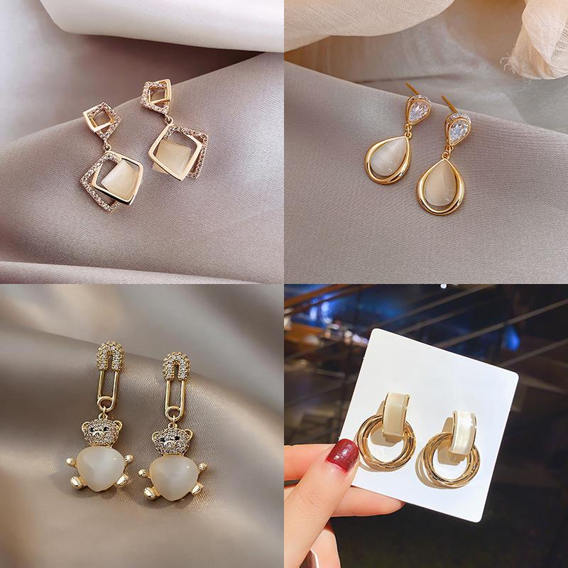 Dangle Earrings Korean Elegant Opal Stone Drop For Women Fashion Geometric Crystal Ear Jewelry Girl's Luxury Accessories
Dangle Earrings Korean Elegant Opal Stone Drop For Women Fashion Geometric Crystal Ear Jewelry Girl's Luxury Accessories