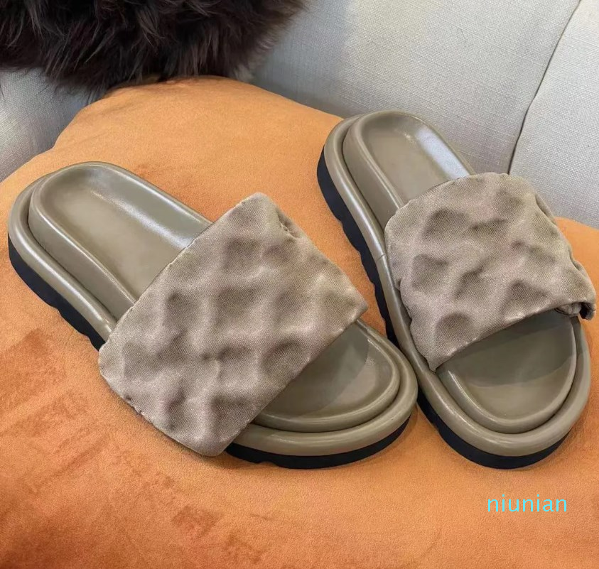 POOL PILLOW Designer Slippers Women Rubber Width Slides Hook Loop Slide Men Shoes, 3 pool pillow
POOL PILLOW Designer Slippers Women Rubber Width Slides Hook Loop Slide Men Shoes, 3 pool pillow