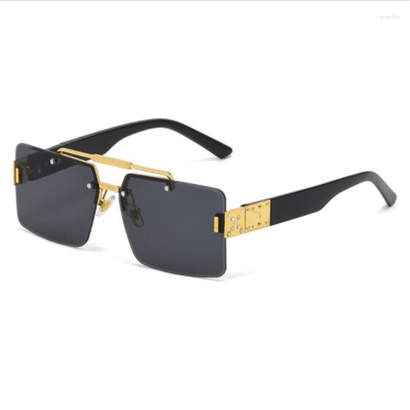 Sunglasses Metal Double Beam Square For Men Cut Edge Diamond-encrusted Luxury Glasses Wholesale Unisex Sunshade Mirror 6014
Sunglasses Metal Double Beam Square For Men Cut Edge Diamond-encrusted Luxury Glasses Wholesale Unisex Sunshade Mirror 6014