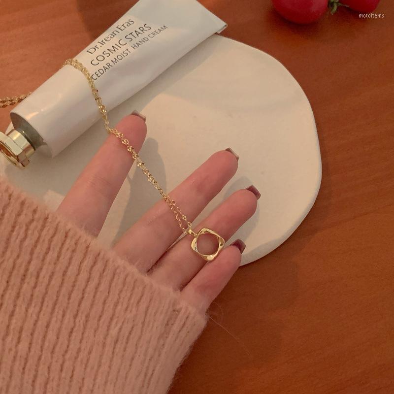 Pendant Necklaces Fashion Simple And Versatile Irregular Niche Design Personality Geometric Street S Lady Temperament Necklace
Pendant Necklaces Fashion Simple And Versatile Irregular Niche Design Personality Geometric Street S Lady Temperament Necklace