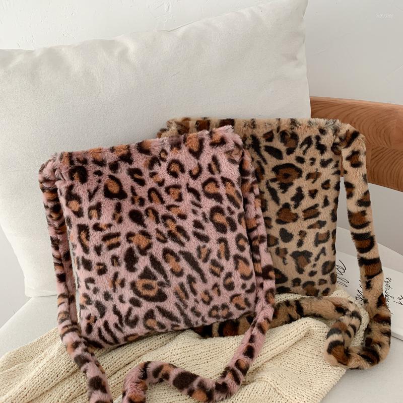 Evening Bags Plush Bag Women's Autumn/Winter Korean Personalized Leopard Pattern Shoulder Casual Large Capacity Skew, Brown
Evening Bags Plush Bag Women's Autumn/Winter Korean Personalized Leopard Pattern Shoulder Casual Large Capacity Skew, Brown