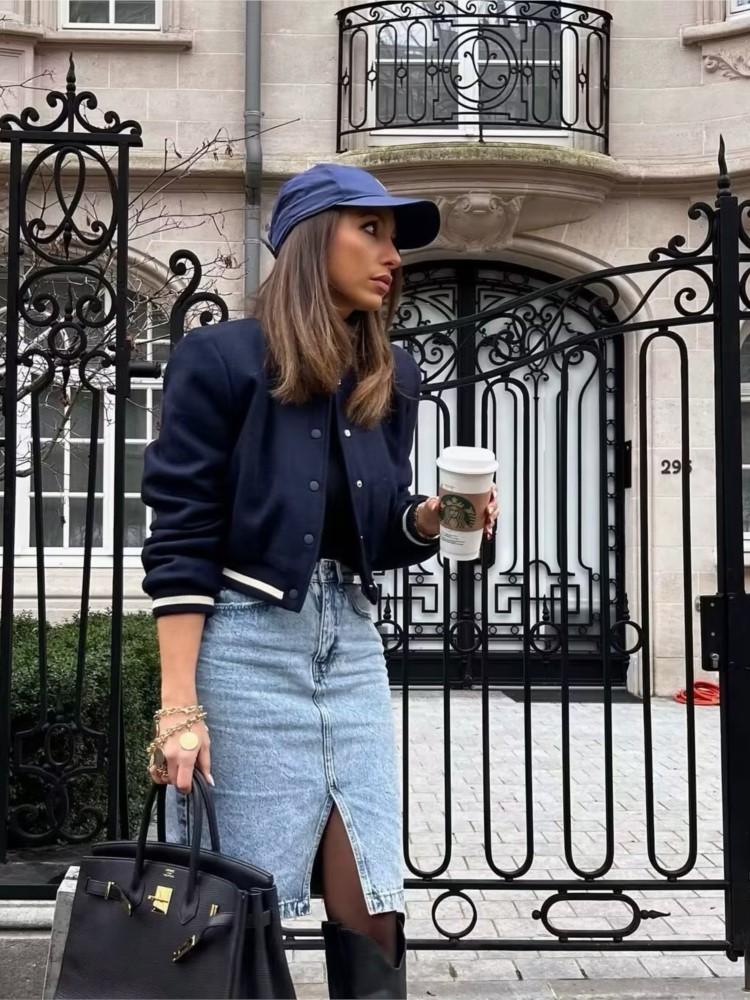Jackets Women' Dark Blue Cropped Baseball Jacket Stripe Stitching Pockets Coats With Buttons 2023 Spring Ladies Streetwear Chic Clothes, Chocolate
Jackets Women' Dark Blue Cropped Baseball Jacket Stripe Stitching Pockets Coats With Buttons 2023 Spring Ladies Streetwear Chic Clothes, Chocolate