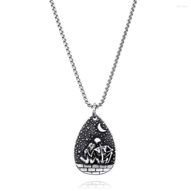 Pendant Necklaces Men's Personalized Retro European And American Motorcycle Style Stainless Steel Moon Lover's Back View Necklace
Pendant Necklaces Men's Personalized Retro European And American Motorcycle Style Stainless Steel Moon Lover's Back View Necklace