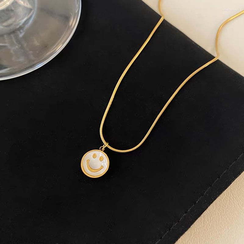 Chains Ins Creative Titanium Steel Gold Small Fresh Smile White Shell Necklace Collarbone Chain For Girls Gift.
Chains Ins Creative Titanium Steel Gold Small Fresh Smile White Shell Necklace Collarbone Chain For Girls Gift.