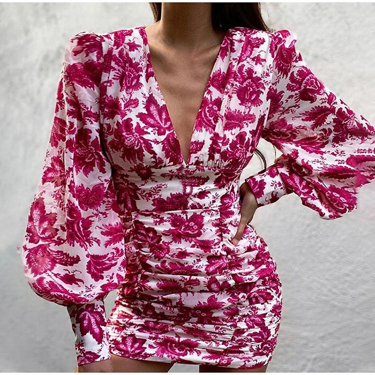 Casual Dresses Basic Women's 2023 Spring Bohemian Style Fashion Temperament Sexy V-neck Slim Fit Pleated Wrapped Hip Dress, Color leopard grain
Casual Dresses Basic Women's 2023 Spring Bohemian Style Fashion Temperament Sexy V-neck Slim Fit Pleated Wrapped Hip Dress, Color leopard grain