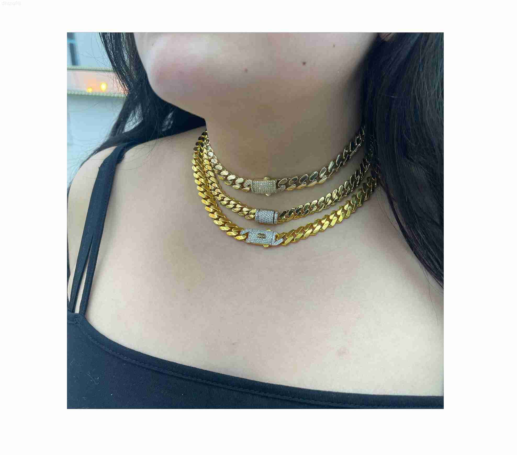 Cuban Chain Gold Party Luxury Jewelry Custom Christmas Gift Full Diamond Choker 18k Gold Women's Necklace
Cuban Chain Gold Party Luxury Jewelry Custom Christmas Gift Full Diamond Choker 18k Gold Women's Necklace