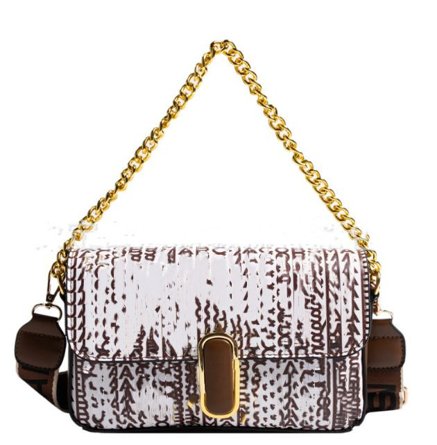 Trend Chain Small Square Bag Summer Stylish Good Texture Women's Shoulder Bag Japanese and Korean Partysu Messenger Bag, 21*15*4cm
Trend Chain Small Square Bag Summer Stylish Good Texture Women's Shoulder Bag Japanese and Korean Partysu Messenger Bag, 21*15*4cm