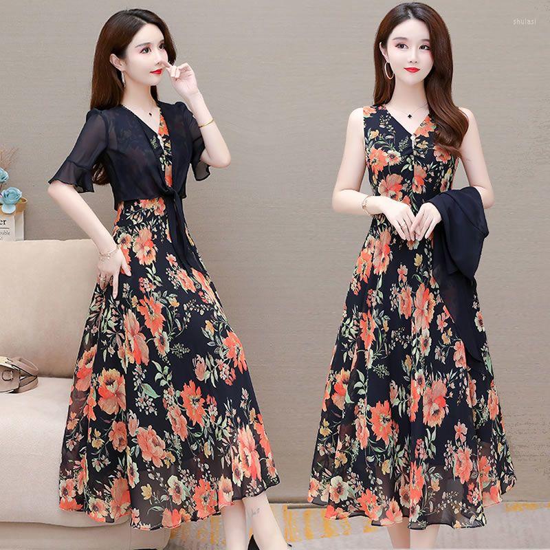 Work Dresses Summer Woman Two Piece Sets Quarter Sleeve Shirt And Printed Floral Dress Ladies Chiffon Outfit G379, Xingse
Work Dresses Summer Woman Two Piece Sets Quarter Sleeve Shirt And Printed Floral Dress Ladies Chiffon Outfit G379, Xingse