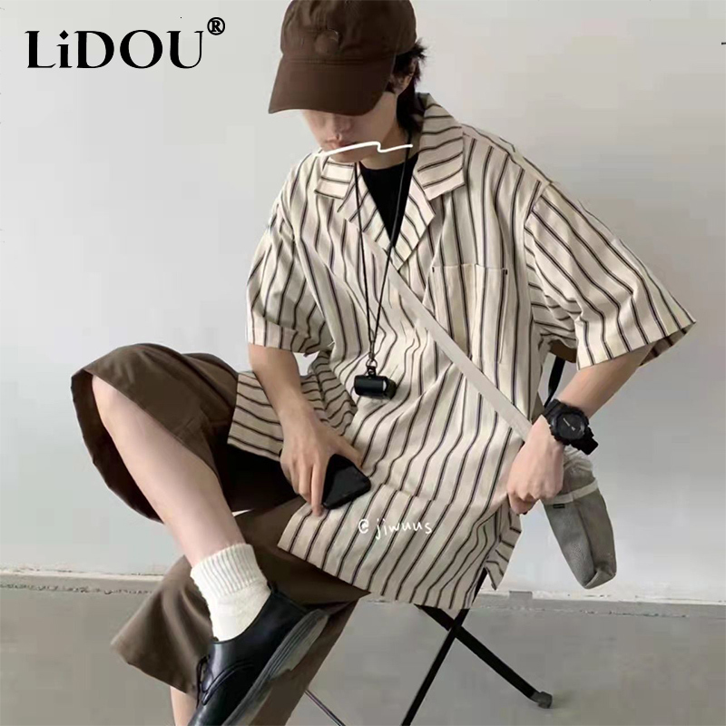 Men' Casual Shirts Spring Summer Fashion Handsome Trend Blouse Man Simple All Match Chic Male Shirt Square Collar Stripe Loose Tops Men 230508, Khaki short sleeve
Men' Casual Shirts Spring Summer Fashion Handsome Trend Blouse Man Simple All Match Chic Male Shirt Square Collar Stripe Loose Tops Men 230508, Khaki short sleeve