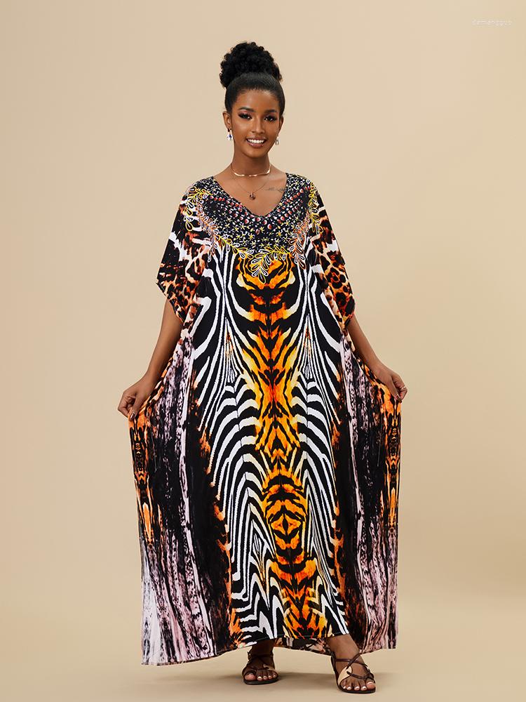 Women's Swimwear 2023 Summer Kaftan Dress Loose Tiger Stripe Print Boho Maxi Rayon V Neck Women Swimsuit Cover Up Robe BeachwearTunics, As photo
Women's Swimwear 2023 Summer Kaftan Dress Loose Tiger Stripe Print Boho Maxi Rayon V Neck Women Swimsuit Cover Up Robe BeachwearTunics, As photo