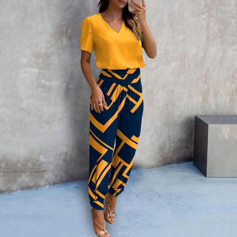 Women' Two Piece Pants 2Pcs/Set Trendy Loose Outfit Thin Skin-touching Casual Solid Color Cropped T-shirt Wide Leg Harem Set, Black
Women' Two Piece Pants 2Pcs/Set Trendy Loose Outfit Thin Skin-touching Casual Solid Color Cropped T-shirt Wide Leg Harem Set, Black