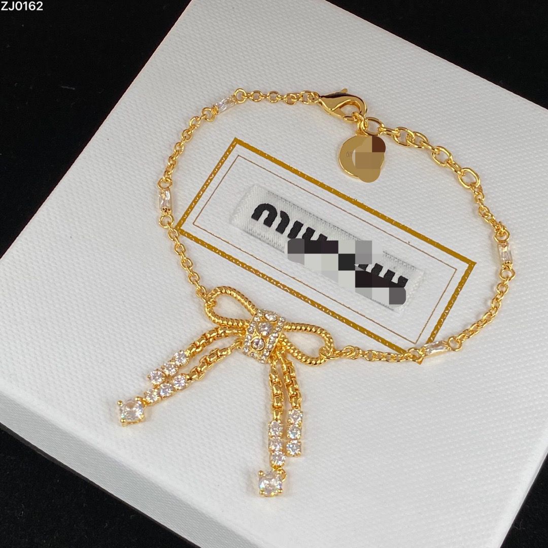 Miu's New Bow Bracelet Miu's Bow Bracelet Versatile, Durable, and Cute Bracelet