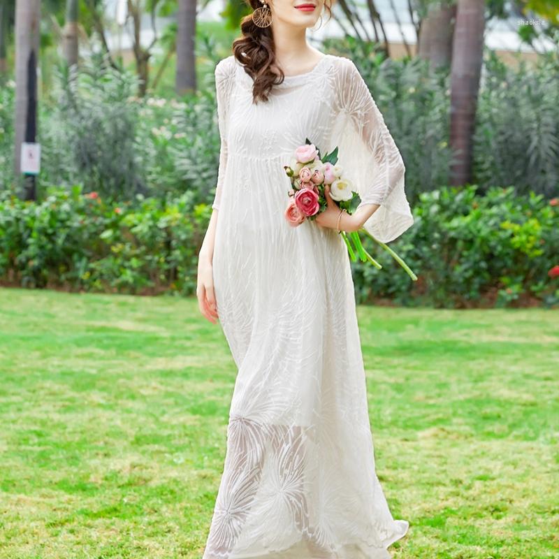 Casual Dresses High-grade For Women 2023 Mulberry Silk Dress Women's Embroidery Long Temperament Summer White Vestidos
Casual Dresses High-grade For Women 2023 Mulberry Silk Dress Women's Embroidery Long Temperament Summer White Vestidos