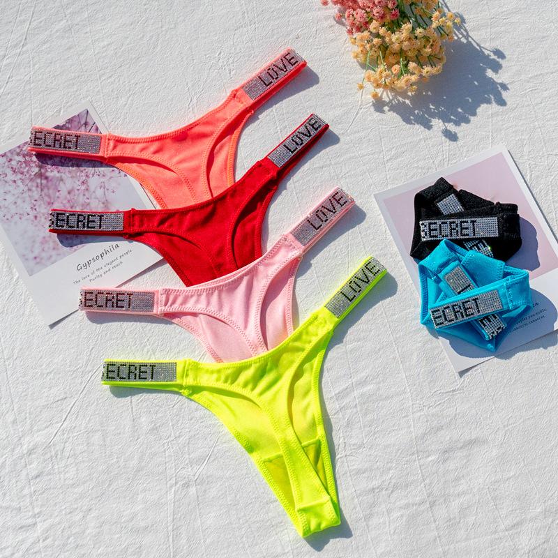 Women' Panties Women Shiny Rhinestone Sexy Lingerie Female Underwear Low Rise Neon Color Thong Breathable 2023, Black
Women' Panties Women Shiny Rhinestone Sexy Lingerie Female Underwear Low Rise Neon Color Thong Breathable 2023, Black