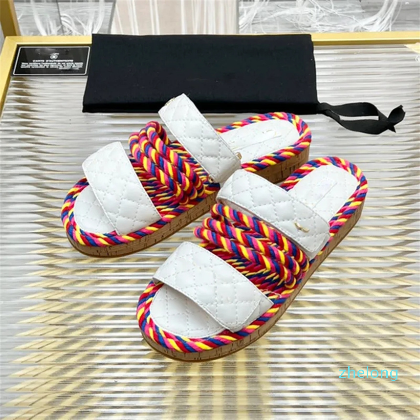Womens Platform Slippers Flat Plain Leather Sandals Vintage Quilted Skateboard Shoes Student Shoes Casual Walking Ballet Shoes Fashion
Womens Platform Slippers Flat Plain Leather Sandals Vintage Quilted Skateboard Shoes Student Shoes Casual Walking Ballet Shoes Fashion